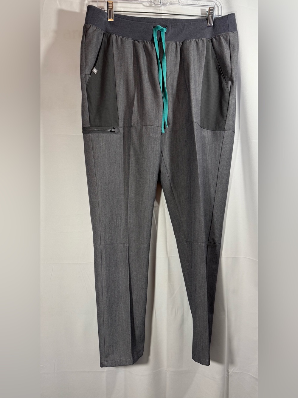 Figs Graphite Straight Leg Scrub Pants Size Medium